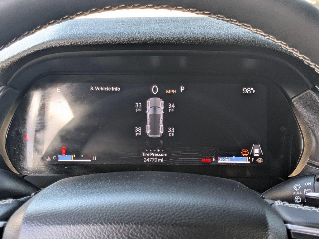 used 2025 Jeep Grand Cherokee car, priced at $32,124
