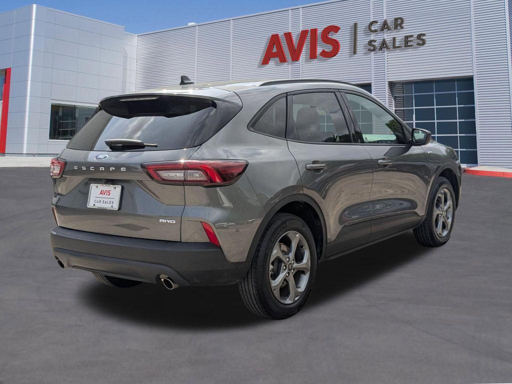 used 2025 Ford Escape car, priced at $20,999