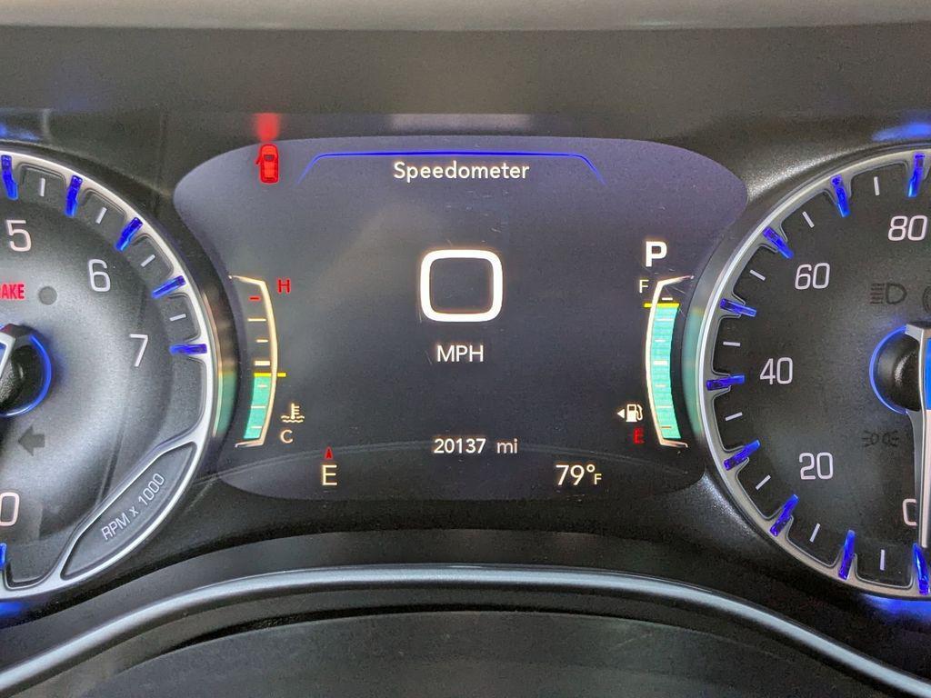 used 2025 Chrysler Pacifica car, priced at $28,899