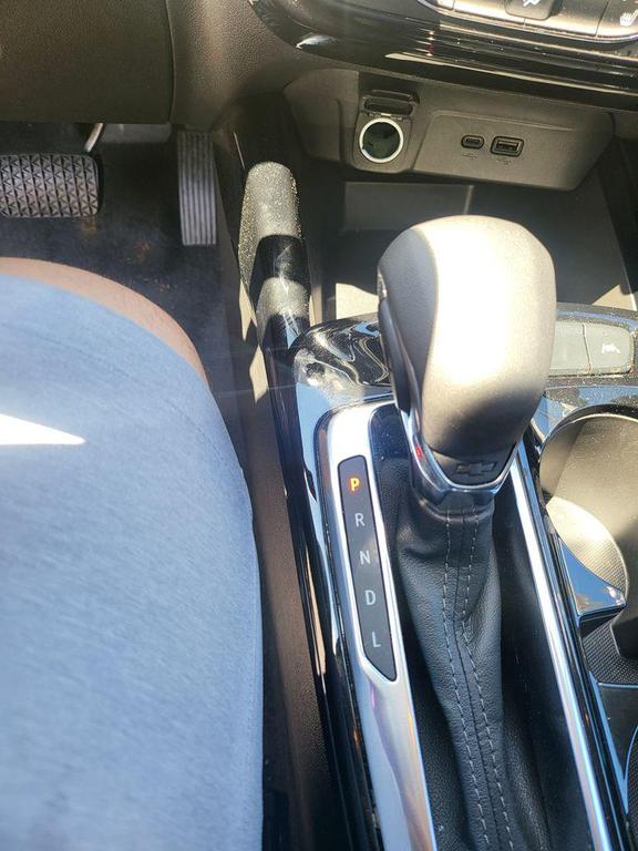 used 2025 Chevrolet Trax car, priced at $19,999