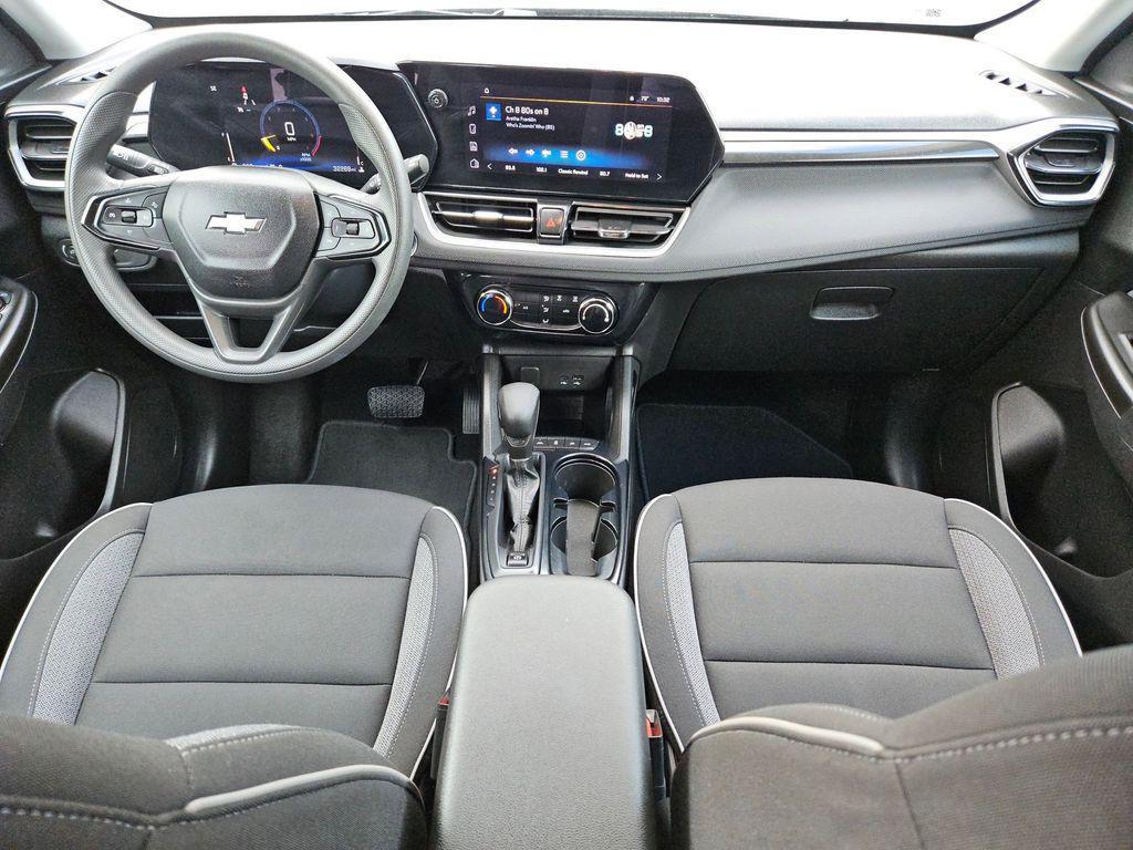 used 2025 Chevrolet TrailBlazer car, priced at $21,099