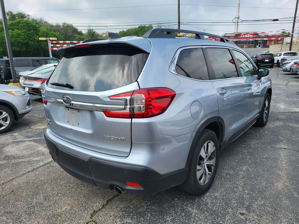 used 2025 Subaru Ascent car, priced at $29,999