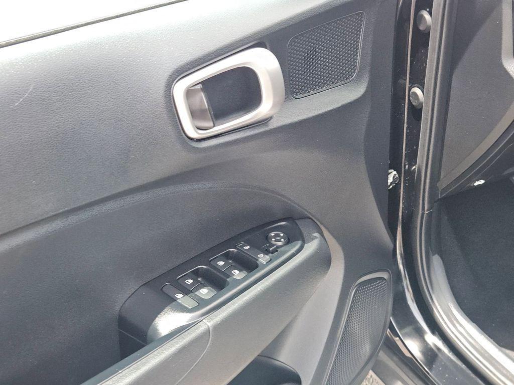 used 2025 Hyundai Venue car, priced at $18,199