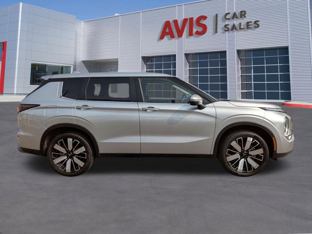 used 2025 Mitsubishi Outlander car, priced at $24,699