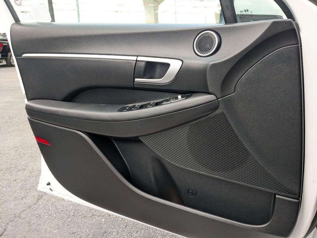 used 2025 Hyundai Sonata car, priced at $20,399