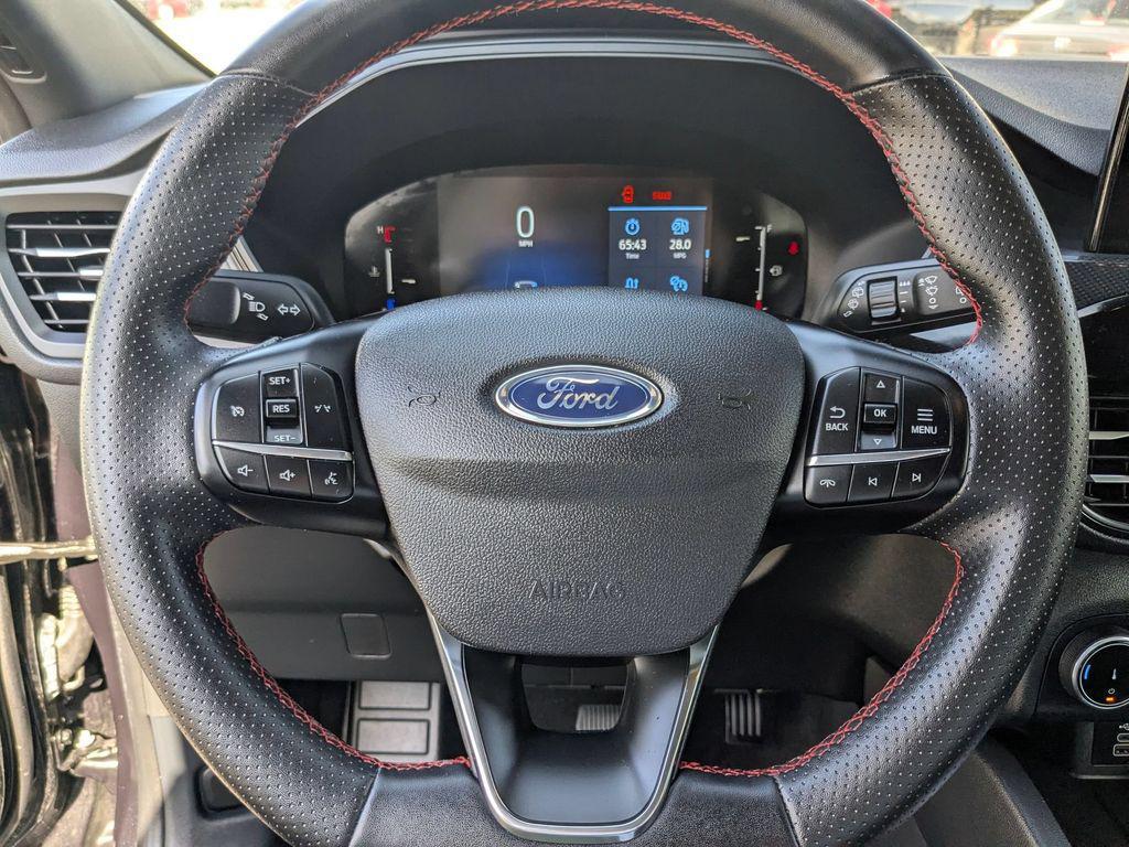 used 2025 Ford Escape car, priced at $19,824