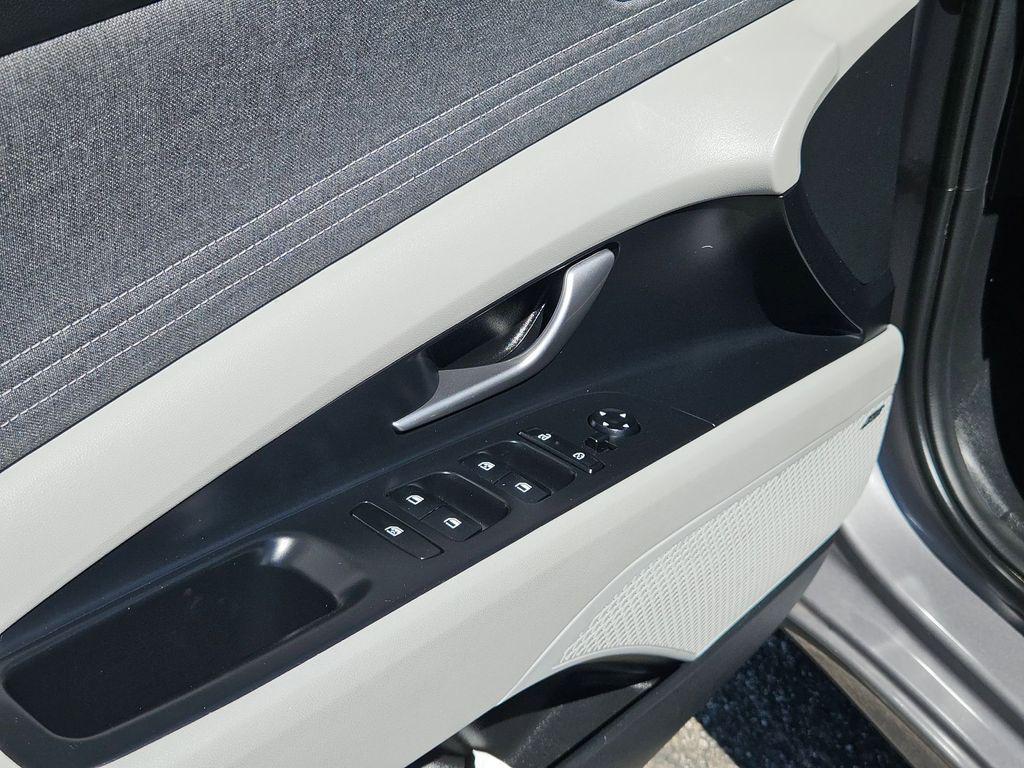 used 2025 Hyundai Elantra car, priced at $21,489