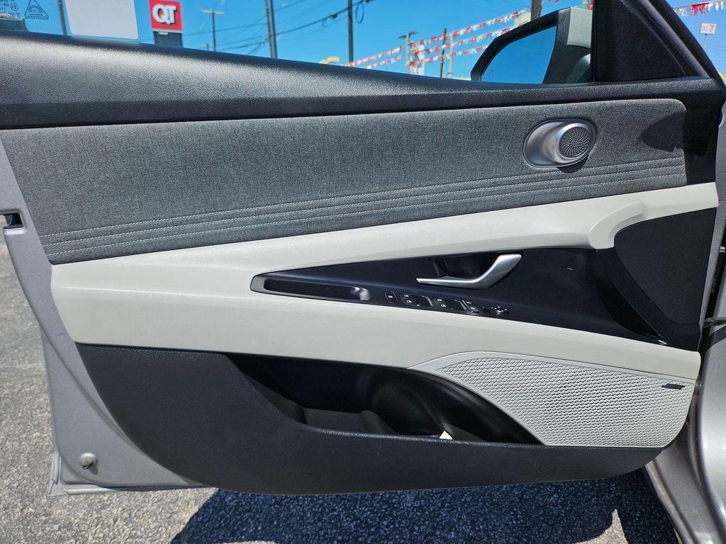 used 2025 Hyundai Elantra car, priced at $21,489