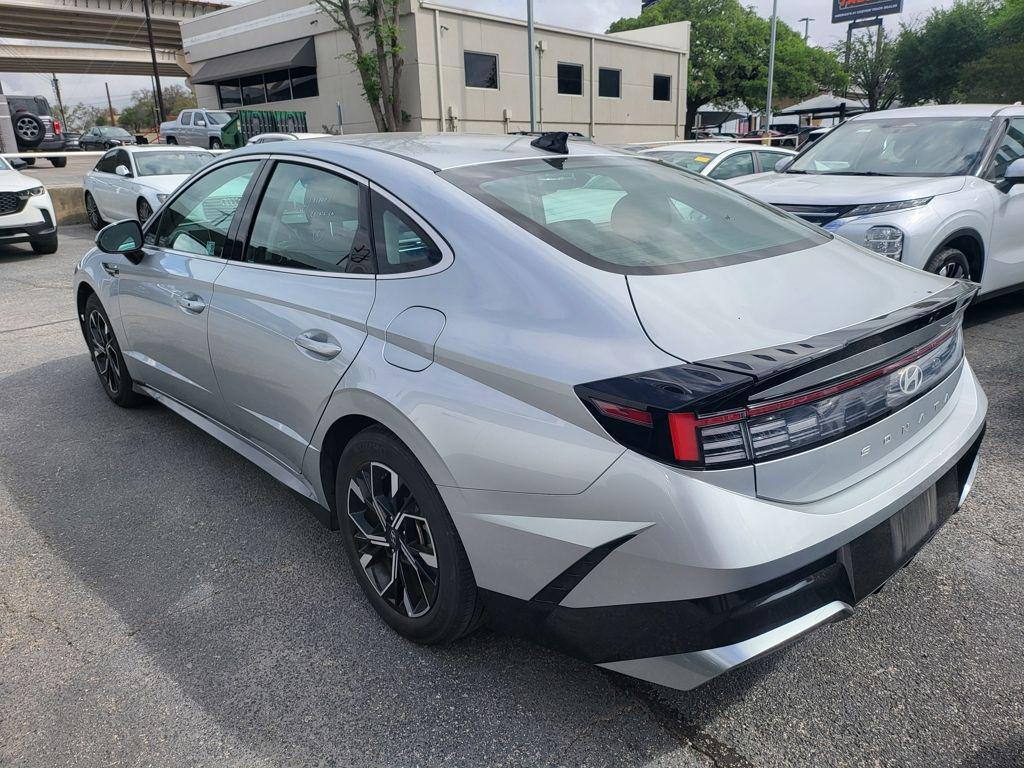 used 2025 Hyundai Sonata car, priced at $21,999