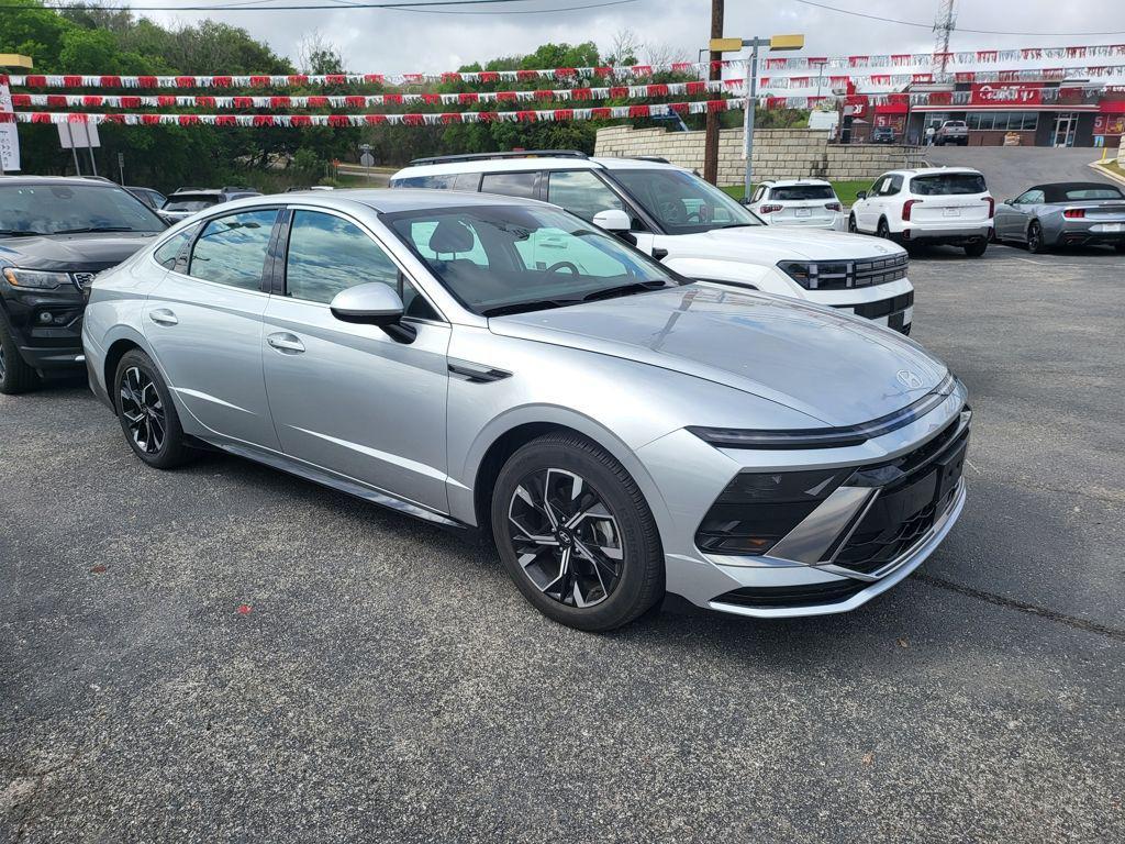 used 2025 Hyundai Sonata car, priced at $21,999