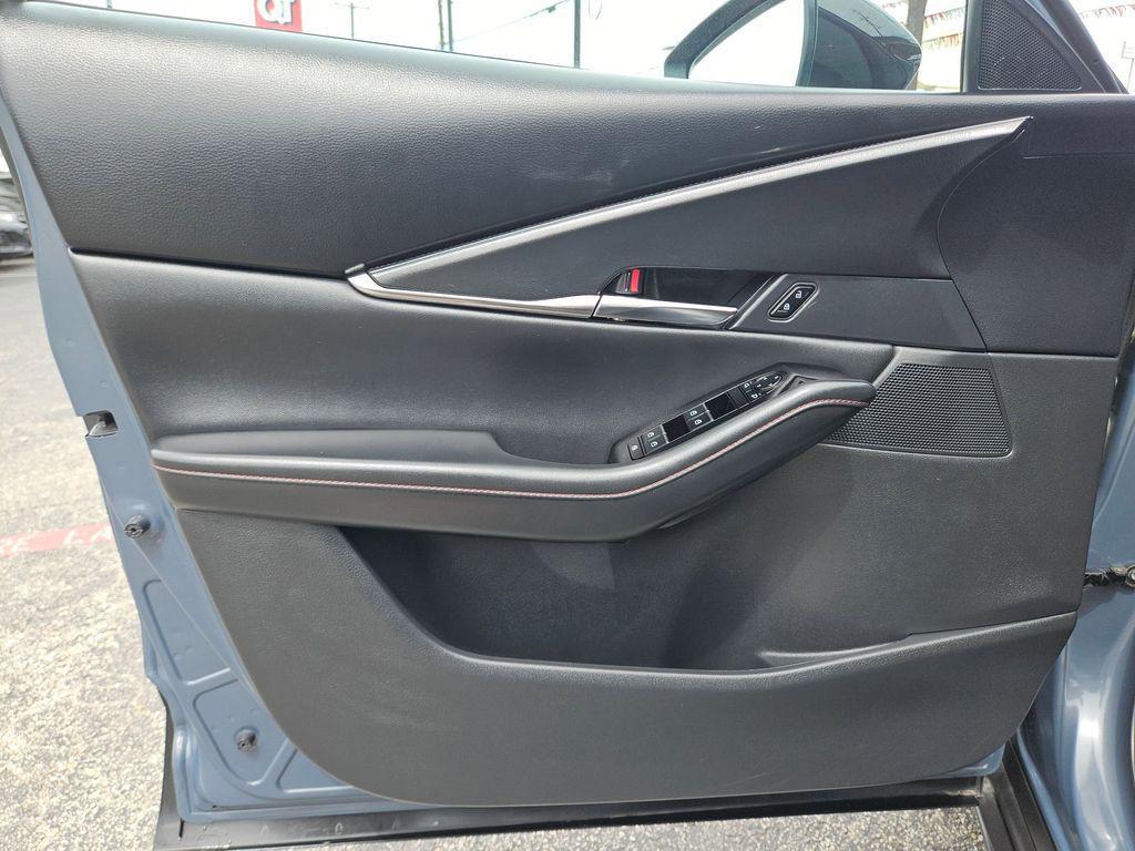 used 2025 Mazda CX-30 car, priced at $22,594