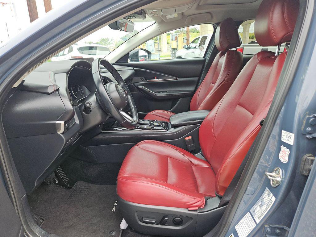 used 2025 Mazda CX-30 car, priced at $22,594