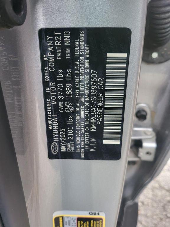 used 2025 Hyundai Venue car, priced at $17,999