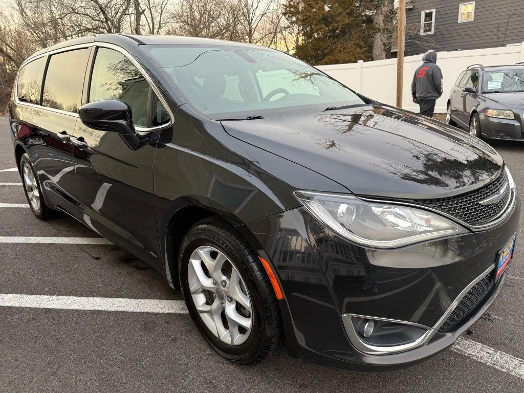used 2018 Chrysler Pacifica car, priced at $12,900