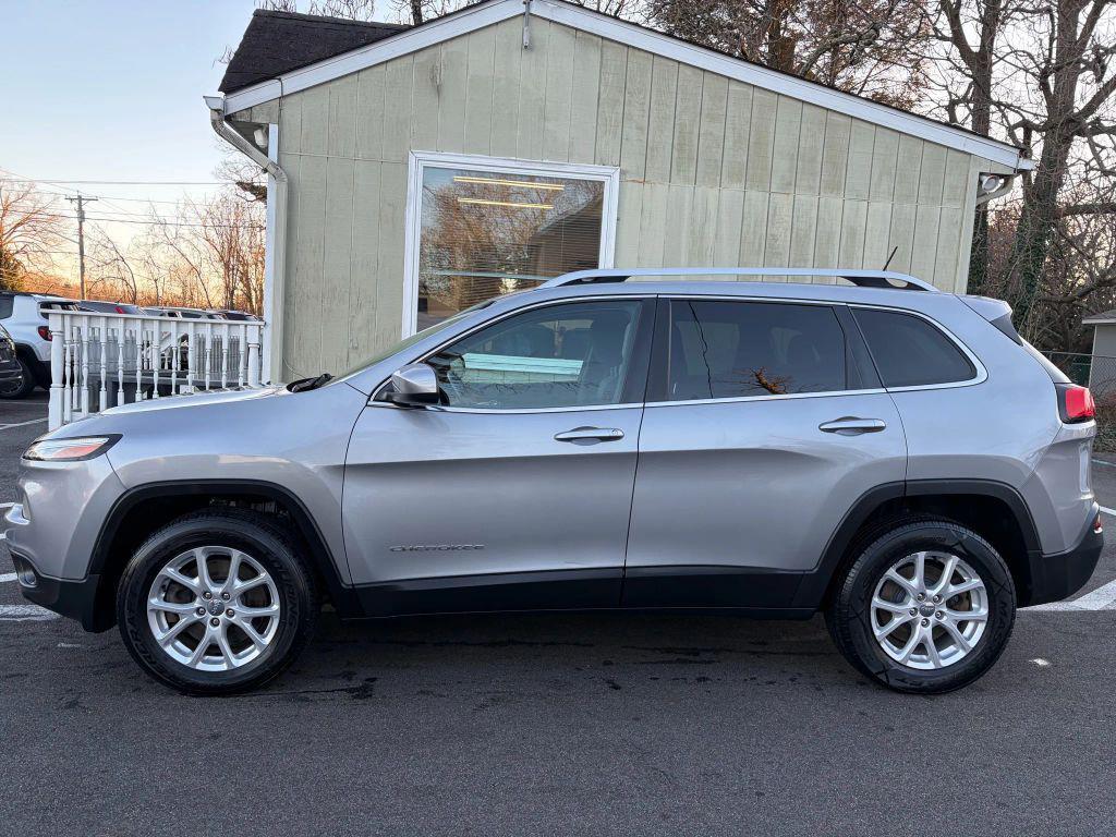 used 2014 Jeep Cherokee car, priced at $7,290