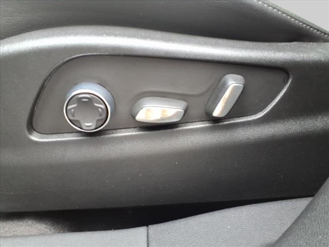 used 2025 Cadillac XT4 car, priced at $35,995