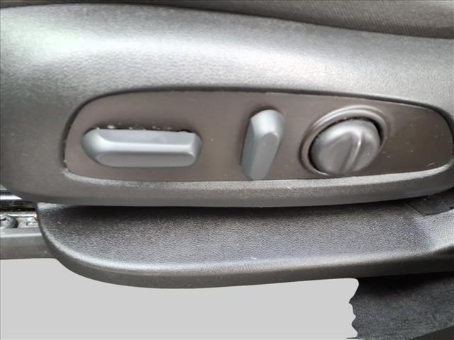 used 2023 Chevrolet Traverse car, priced at $32,995