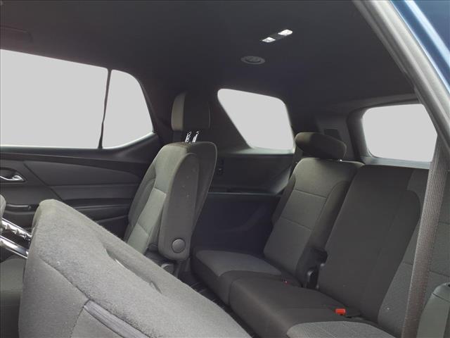 used 2023 Chevrolet Traverse car, priced at $32,995