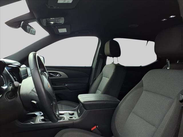 used 2023 Chevrolet Traverse car, priced at $32,995