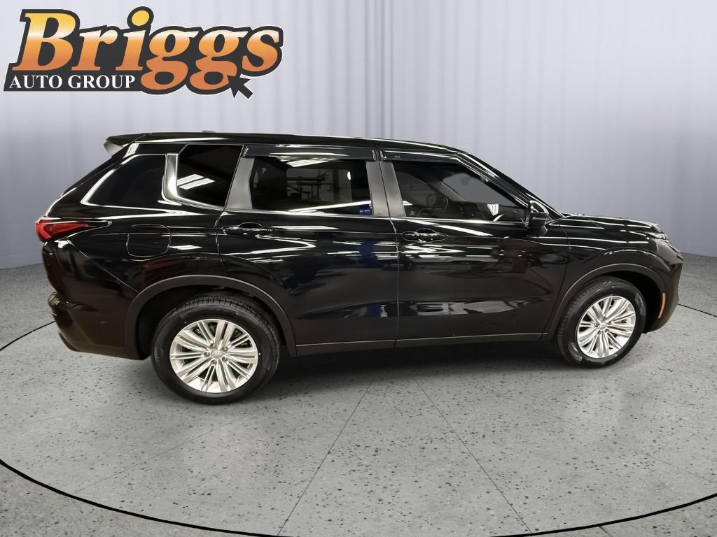 used 2024 Mitsubishi Outlander car, priced at $23,988