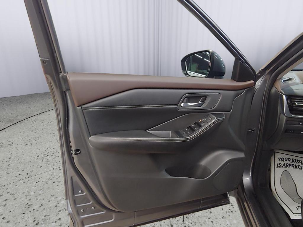used 2022 Nissan Rogue car, priced at $16,387