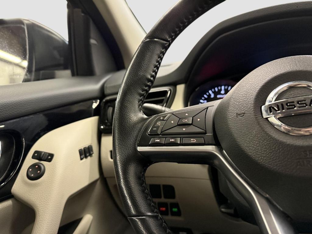 used 2022 Nissan Rogue Sport car, priced at $22,744