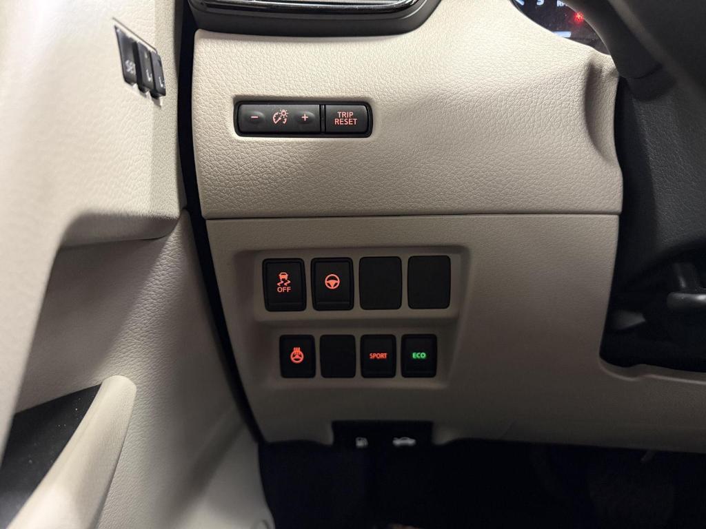 used 2022 Nissan Rogue Sport car, priced at $22,744