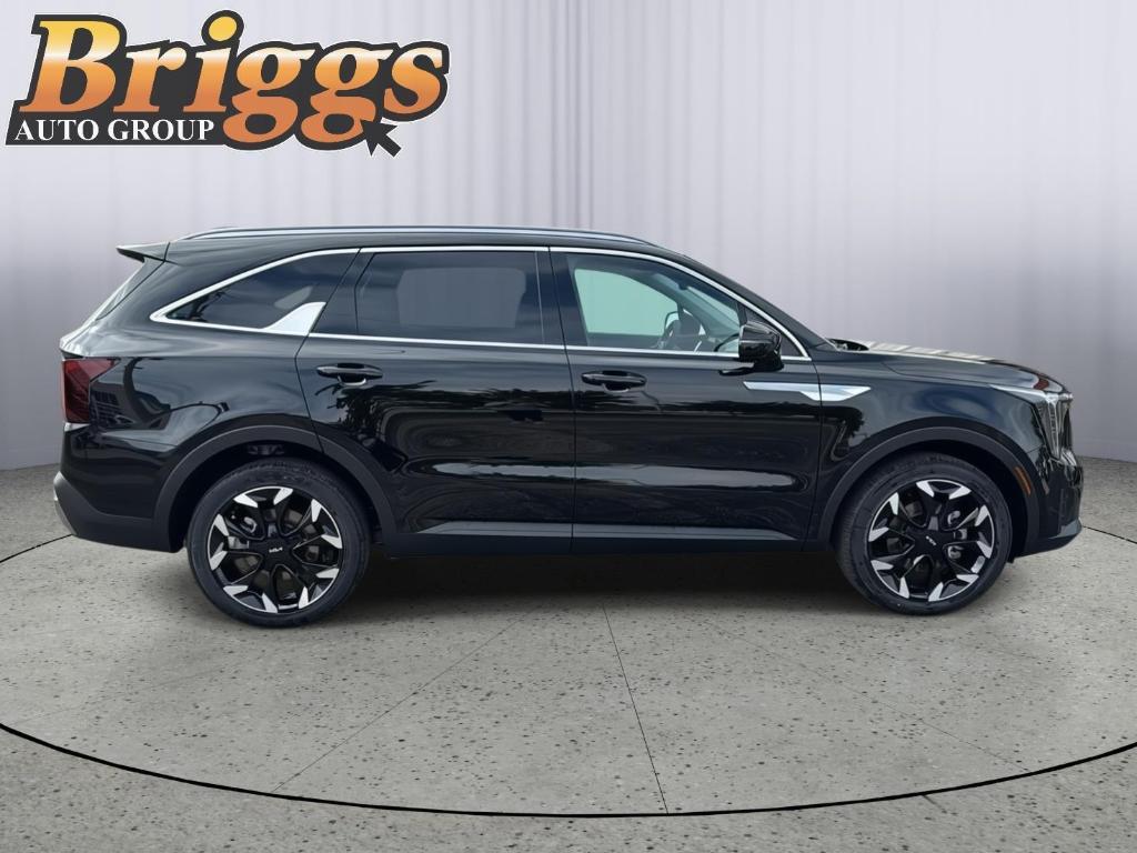 new 2025 Kia Sorento car, priced at $38,038