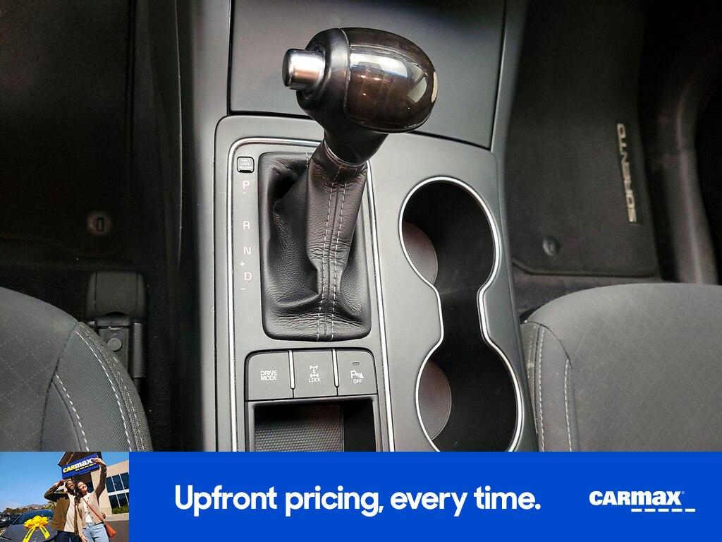 used 2016 Kia Sorento car, priced at $13,998