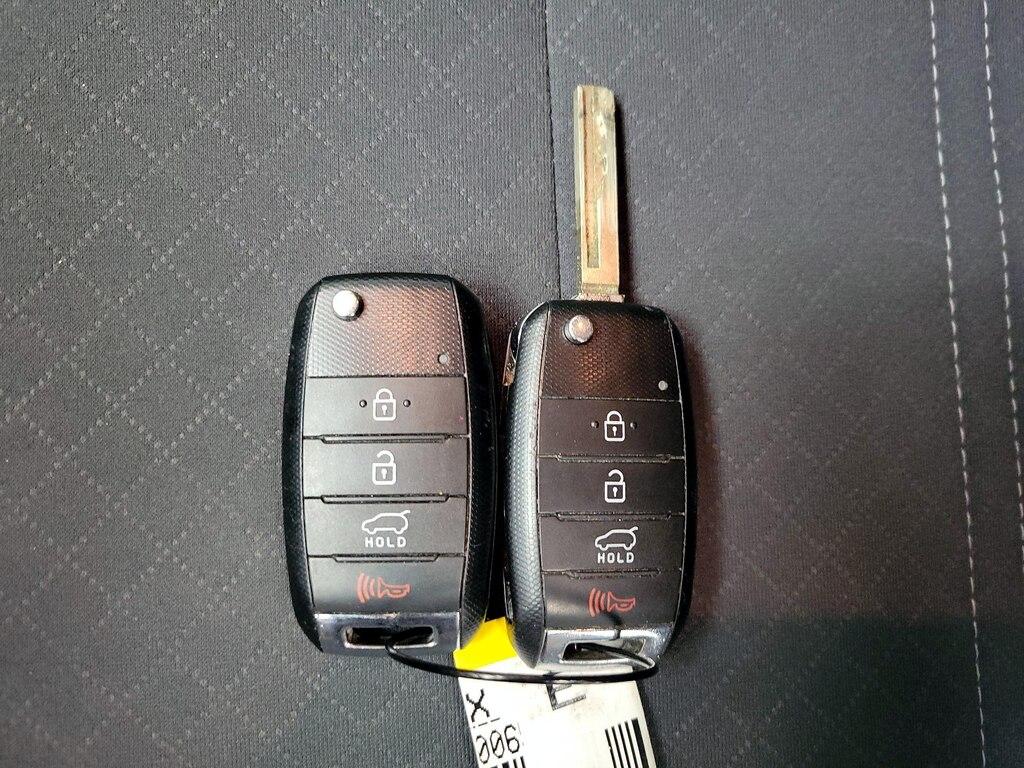 used 2016 Kia Sorento car, priced at $13,998