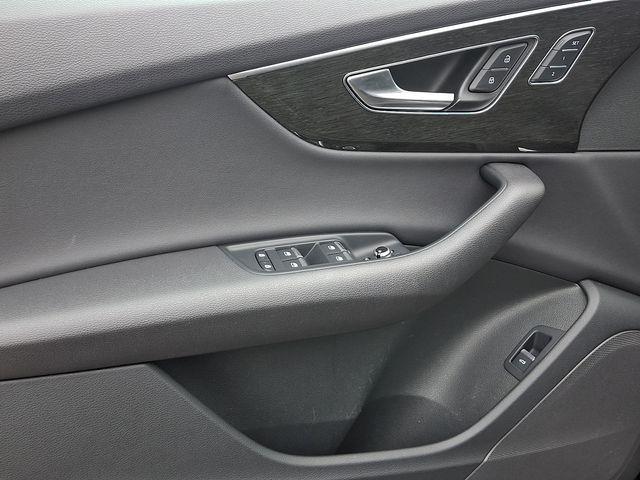 used 2021 Audi Q7 car, priced at $21,821