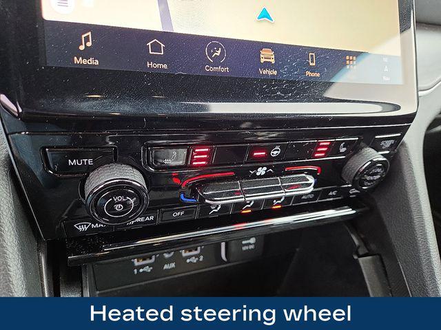 used 2024 Jeep Grand Cherokee car, priced at $28,961