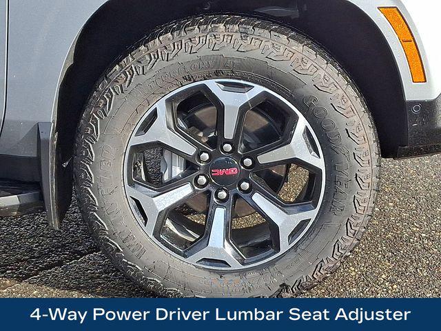 used 2025 GMC Yukon XL car, priced at $73,056