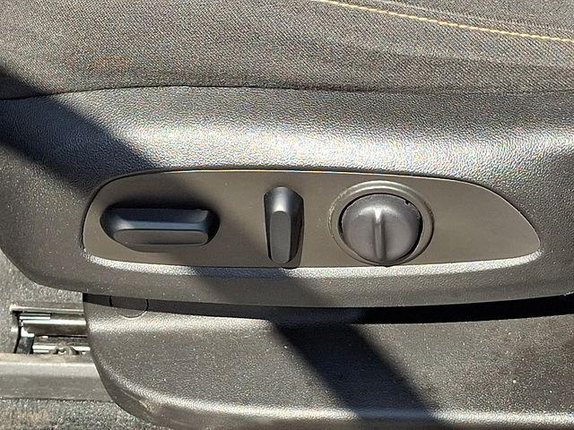 used 2021 Chevrolet Traverse car, priced at $17,500