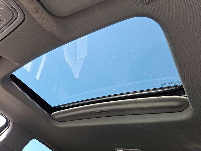 used 2022 Chevrolet Silverado 1500 car, priced at $43,913