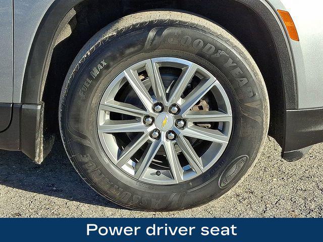 used 2023 Chevrolet Traverse car, priced at $24,000