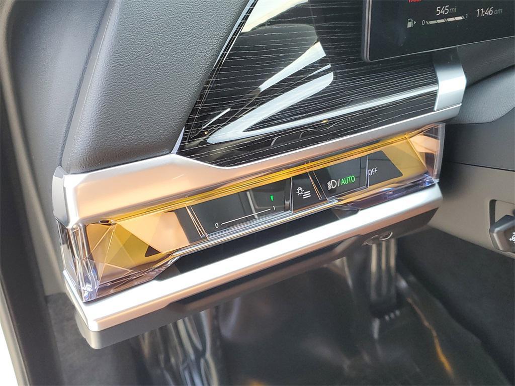 new 2026 BMW 740 car, priced at $118,625