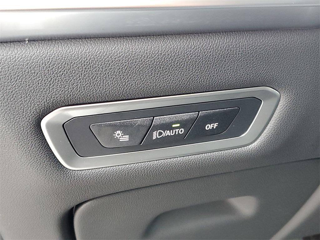 new 2026 BMW X7 car, priced at $92,575