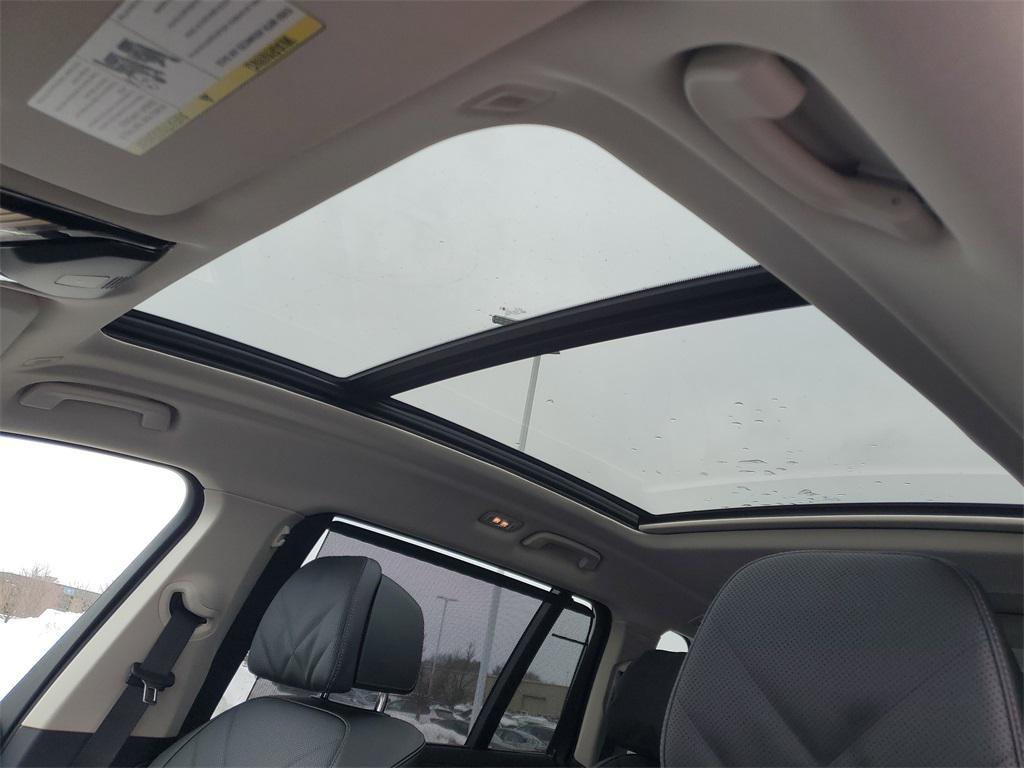 new 2026 BMW X7 car, priced at $92,575