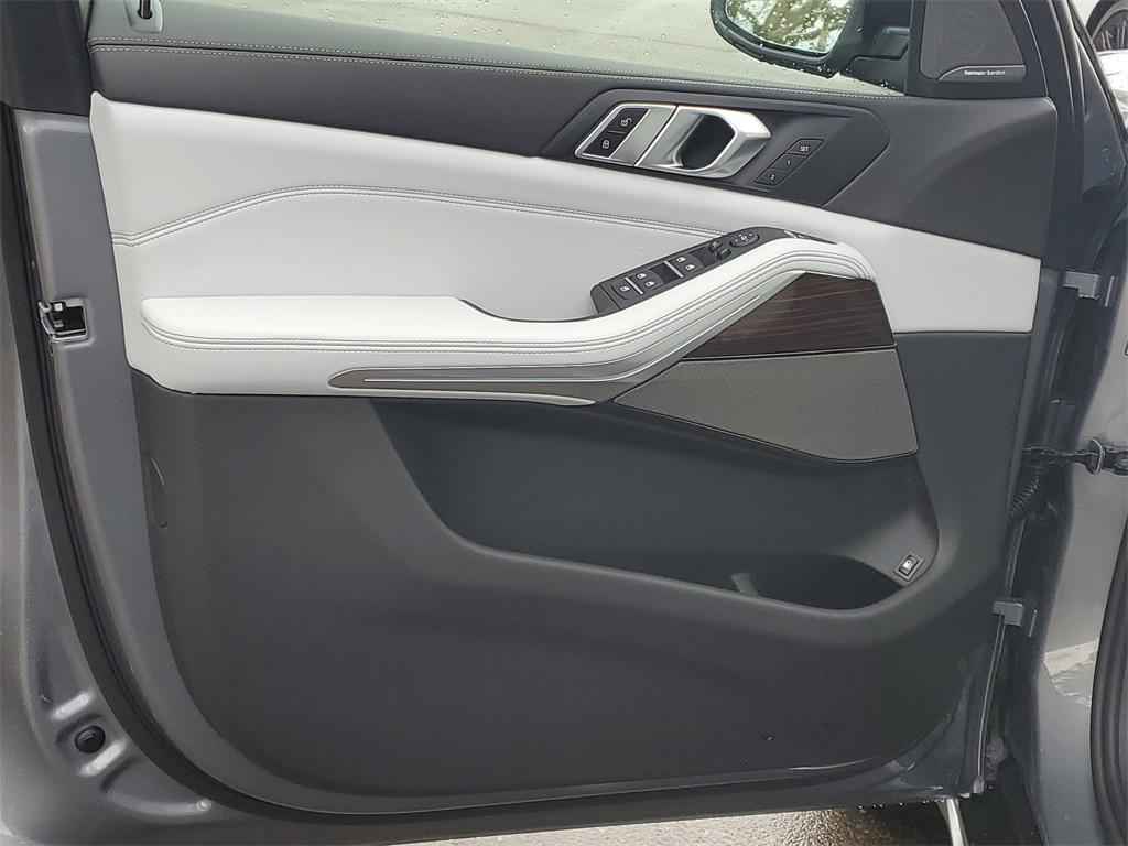 new 2026 BMW X5 PHEV car, priced at $81,425