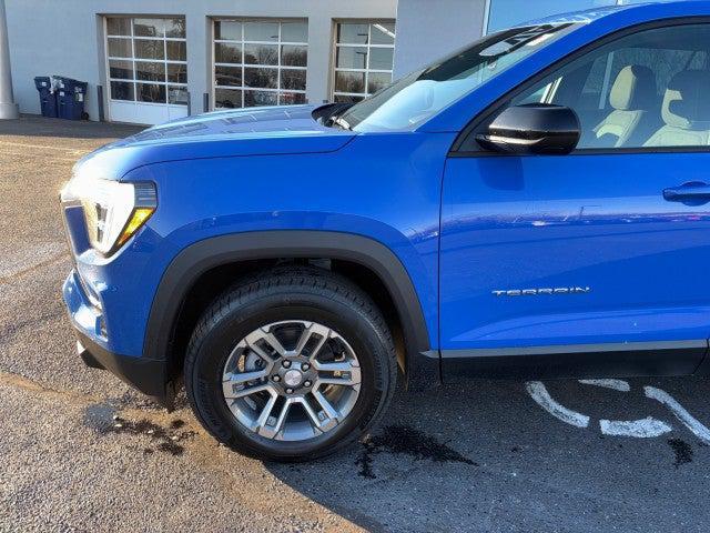 new 2025 GMC Terrain car, priced at $28,233