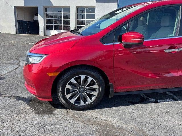 used 2024 Honda Odyssey car, priced at $35,181