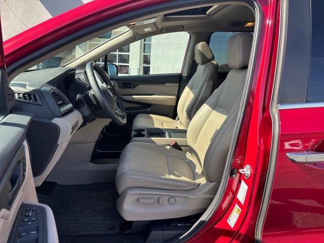 used 2024 Honda Odyssey car, priced at $35,181