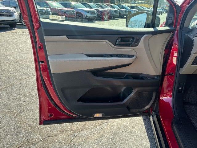 used 2024 Honda Odyssey car, priced at $35,181
