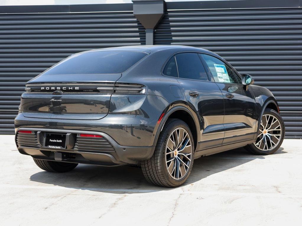 new 2025 Porsche Macan car