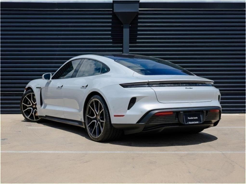 new 2025 Porsche Taycan car