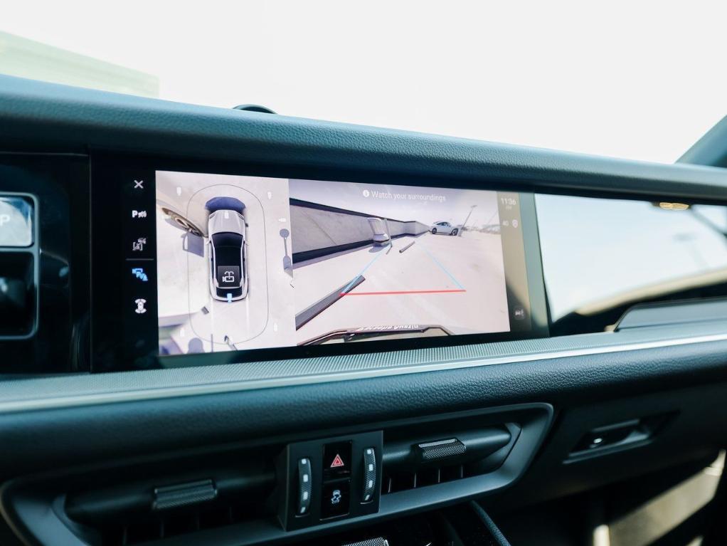 new 2025 Porsche Cayenne car