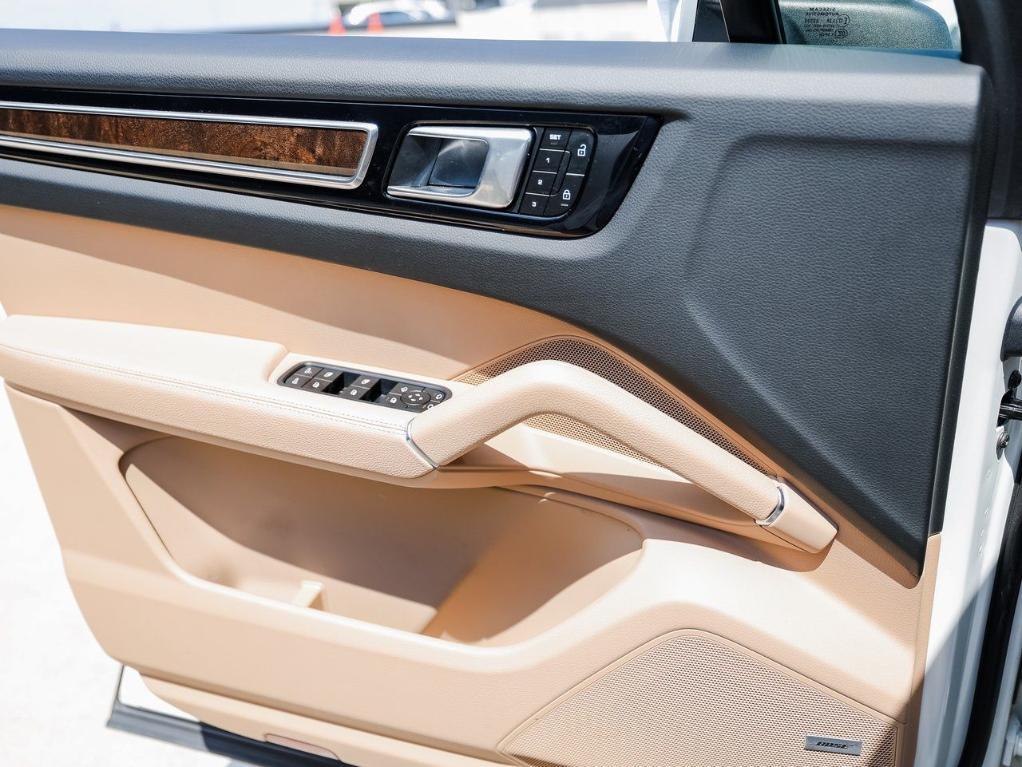 2023 White Porsche Cayenne