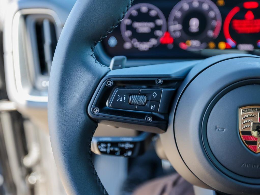 new 2025 Porsche Cayenne car