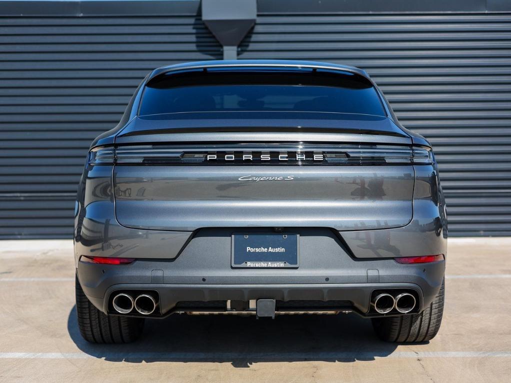 new 2025 Porsche Cayenne car